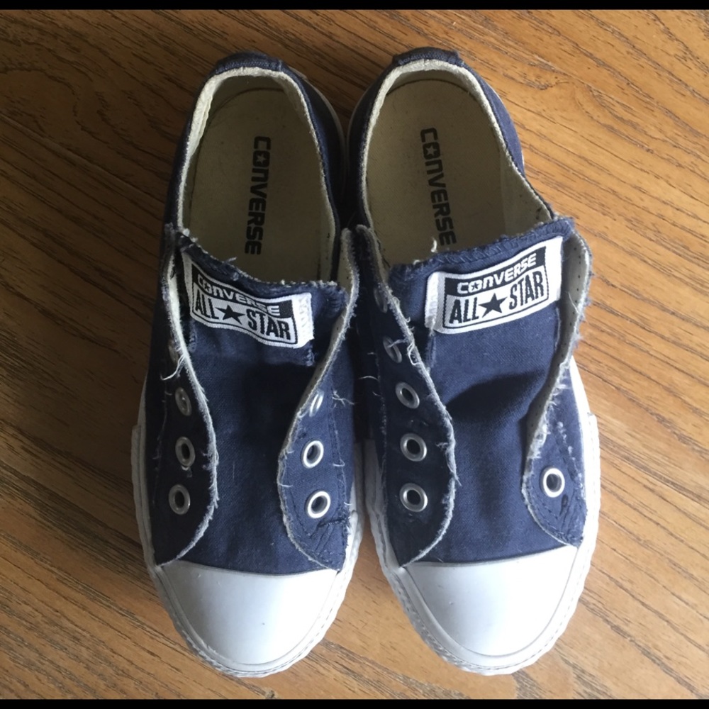Converse - Picture 3 of 4